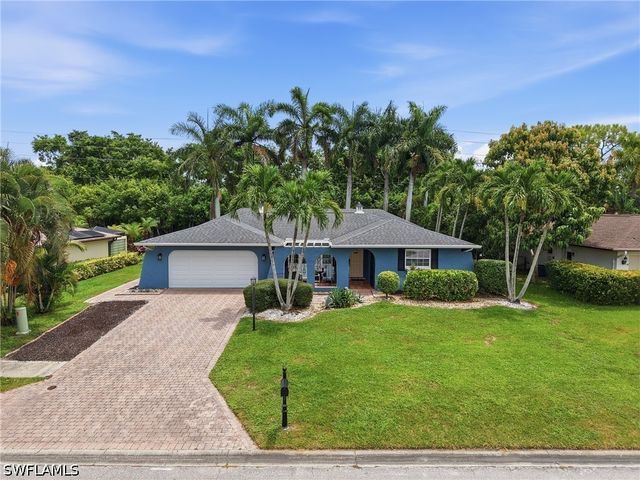4561 Beechwood Lake DR, Naples, FL 34112