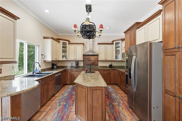 4561 Beechwood Lake DR, Naples, FL 34112