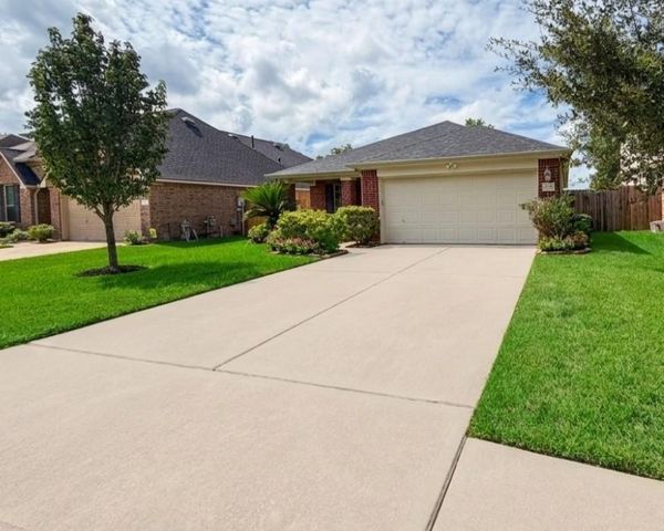 21723 Saragosa Pond Lane, Spring, TX 77379