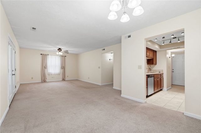 1334 Black Forest Drive B, West Carrollton, OH 45449