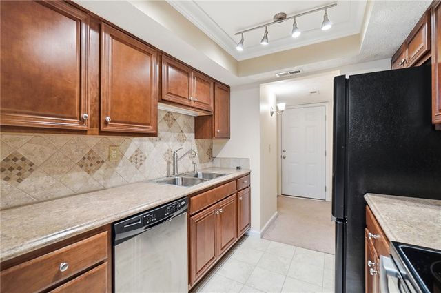 1334 Black Forest Drive B, West Carrollton, OH 45449
