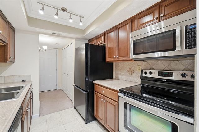 1334 Black Forest Drive B, West Carrollton, OH 45449