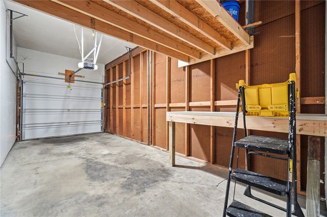 1334 Black Forest Drive B, West Carrollton, OH 45449