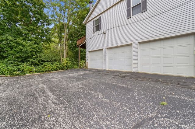 1334 Black Forest Drive B, West Carrollton, OH 45449