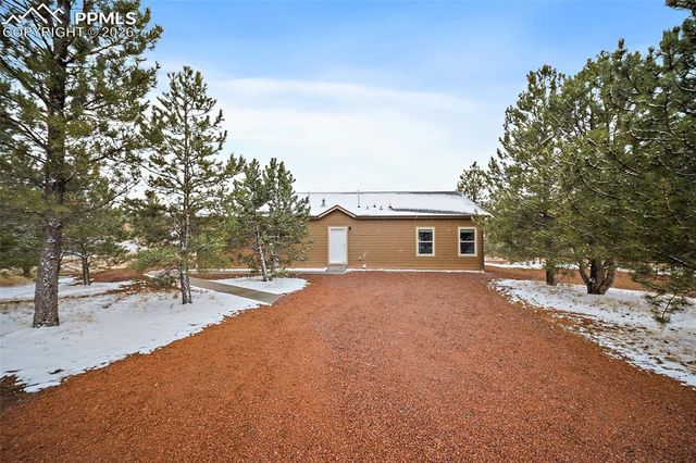 20 Apache Circle, Florissant, CO 80816