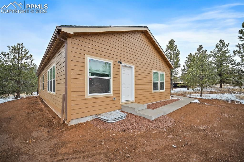 20 Apache Circle, Florissant, CO 80816