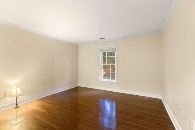 10 Crowninshield St 103, Peabody, MA 01960