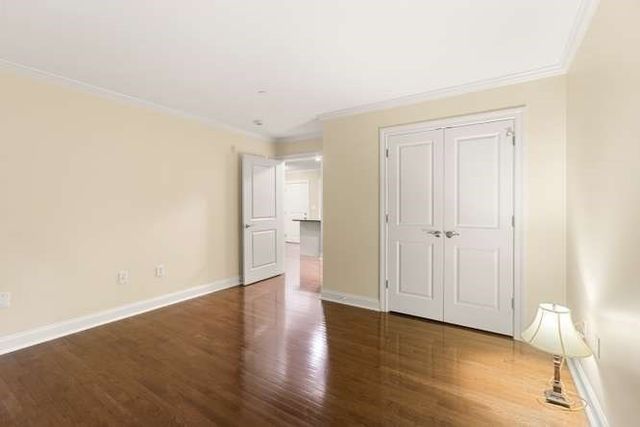 10 Crowninshield St 103, Peabody, MA 01960