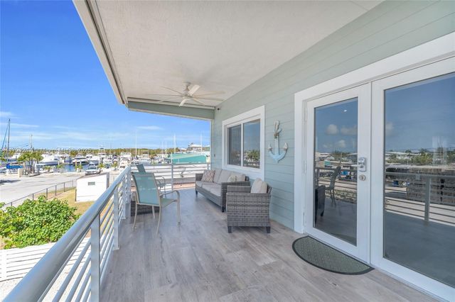 16 N Channel Dr, Key Largo, FL 33037