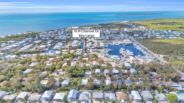 16 N Channel Dr, Key Largo, FL 33037