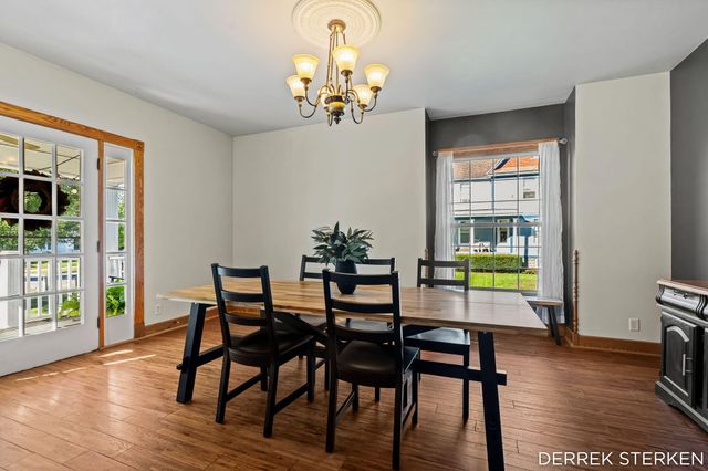 125 W Main Avenue, Zeeland, MI 49464