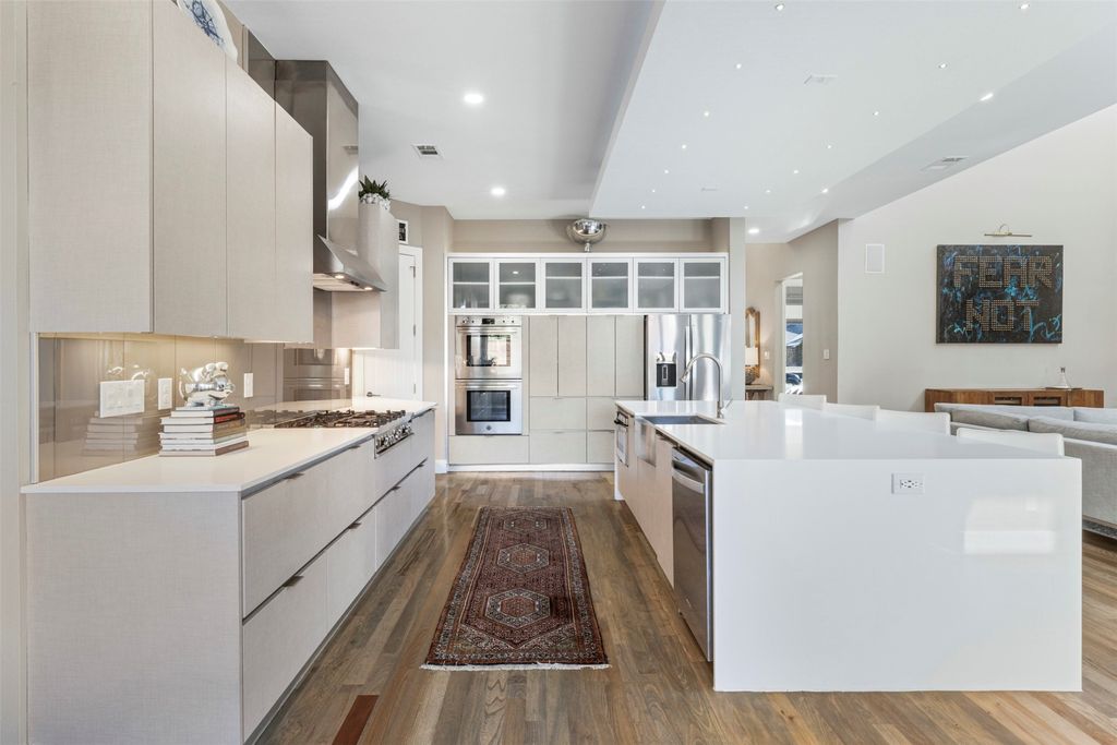 3955 Park Lane, Dallas, TX 75220