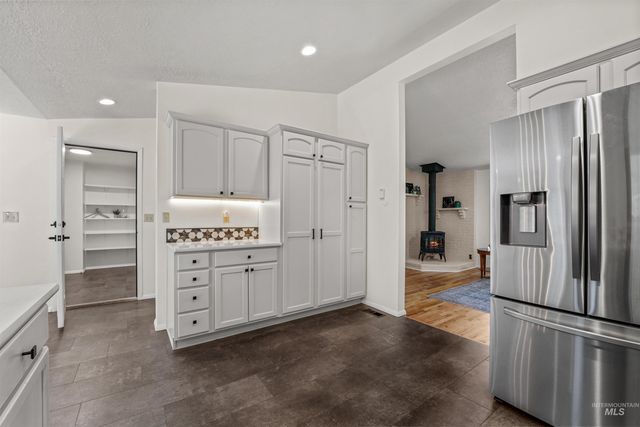 1913 W Suncrest Dr, Boise, ID 83705