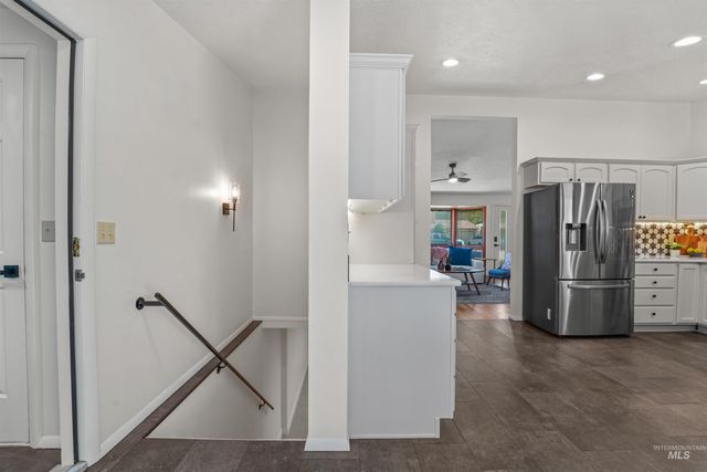 1913 W Suncrest Dr, Boise, ID 83705