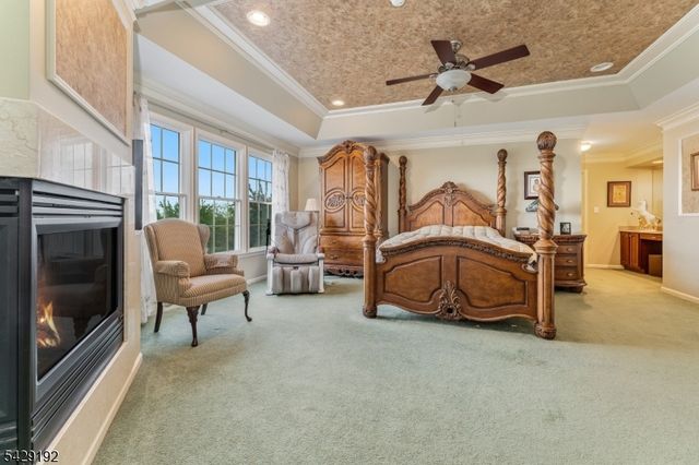 3 Kentview Ct, Raritan Twp., NJ 08822