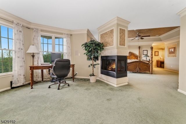 3 Kentview Ct, Raritan Twp., NJ 08822