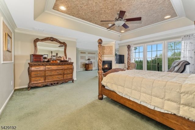 3 Kentview Ct, Raritan Twp., NJ 08822