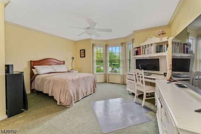 3 Kentview Ct, Raritan Twp., NJ 08822