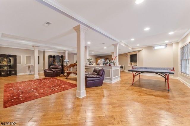 3 Kentview Ct, Raritan Twp., NJ 08822