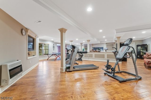 3 Kentview Ct, Raritan Twp., NJ 08822