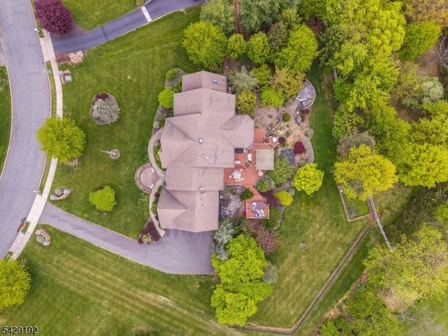 3 Kentview Ct, Raritan Twp., NJ 08822