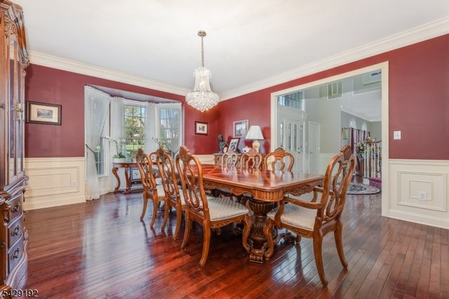 3 Kentview Ct, Raritan Twp., NJ 08822