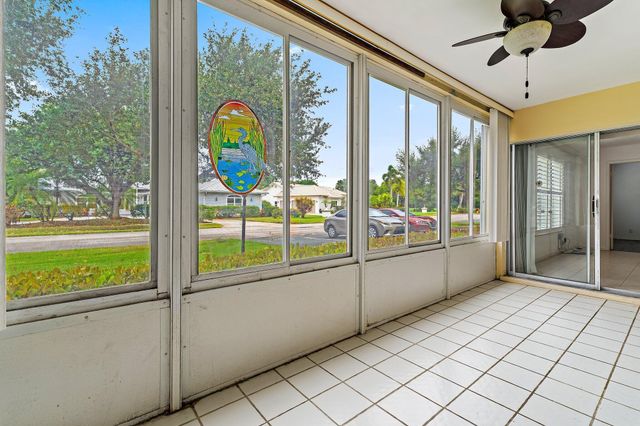 5570 Tamberlane Circle 131, Palm Beach Gardens, FL 33418