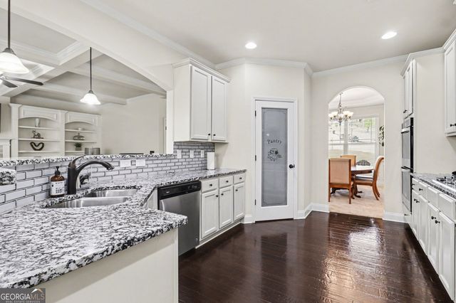 5513 Oconee Drive, Douglasville, GA 30135
