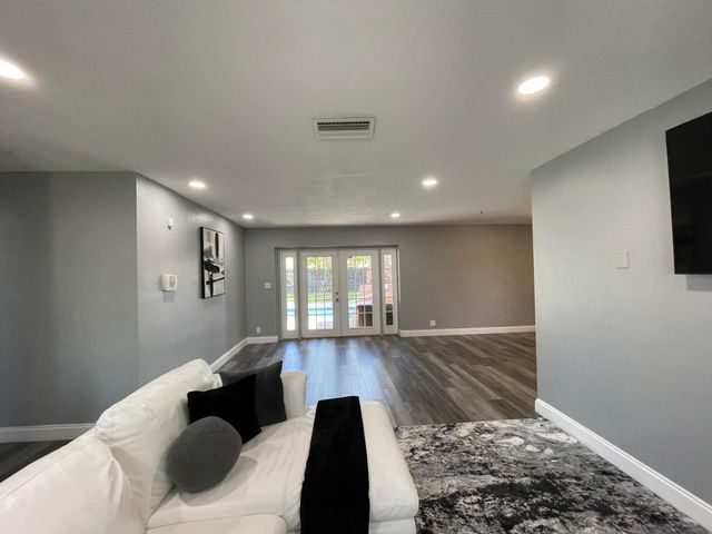 1478 NE 56th Street, Fort Lauderdale, FL 33334