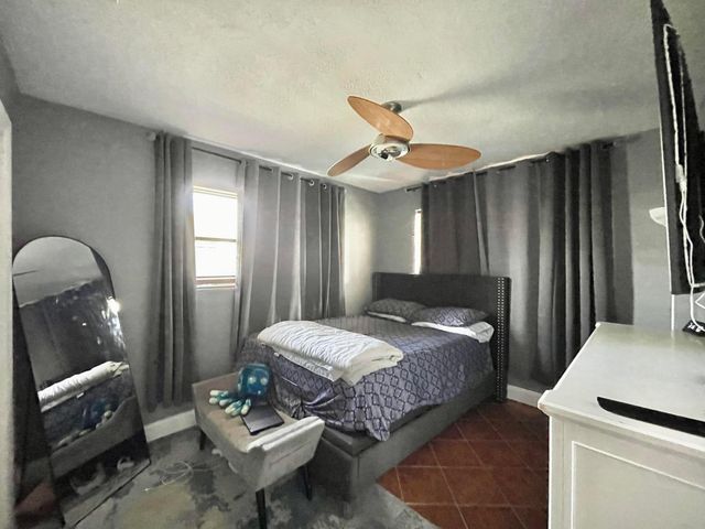 1478 NE 56th Street, Fort Lauderdale, FL 33334