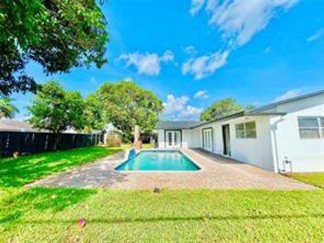 1478 NE 56th Street, Fort Lauderdale, FL 33334