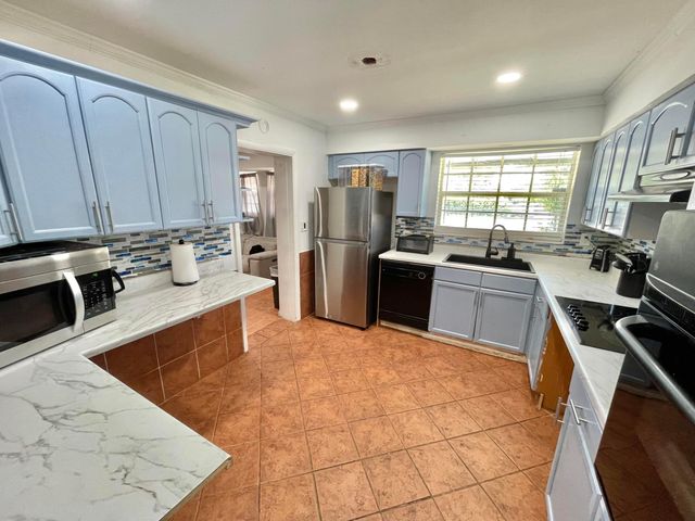 1478 NE 56th Street, Fort Lauderdale, FL 33334