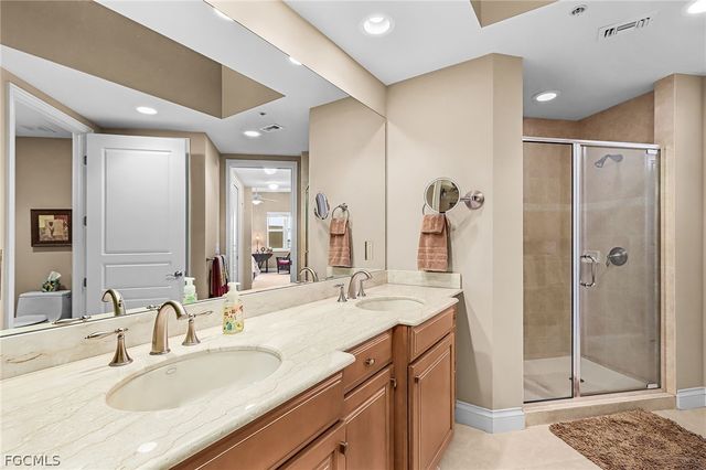 4137 Bay Beach LN 522, Fort Myers Beach, FL 33931