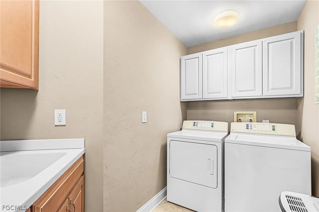 4137 Bay Beach LN 522, Fort Myers Beach, FL 33931