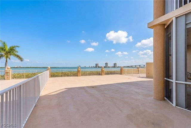 4137 Bay Beach LN 522, Fort Myers Beach, FL 33931