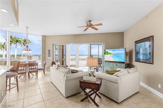 4137 Bay Beach LN 522, Fort Myers Beach, FL 33931