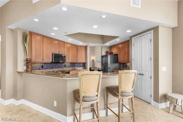 4137 Bay Beach LN 522, Fort Myers Beach, FL 33931