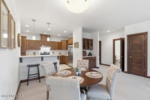 4583 Greenchain LOOP, APT 9, Coeur D'alene, ID 83814