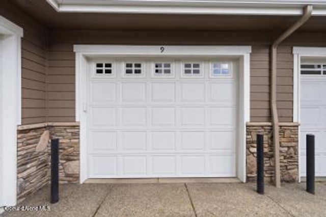 4583 Greenchain LOOP, APT 9, Coeur D'alene, ID 83814