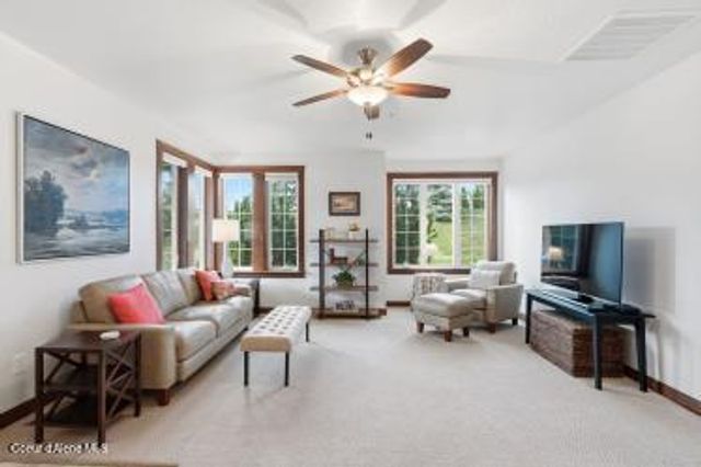 4583 Greenchain LOOP, APT 9, Coeur D'alene, ID 83814