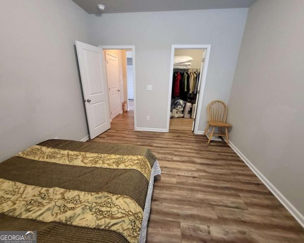 5414 Town Square Way, Flowery Branch, GA 30542