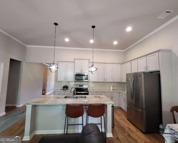 5414 Town Square Way, Flowery Branch, GA 30542
