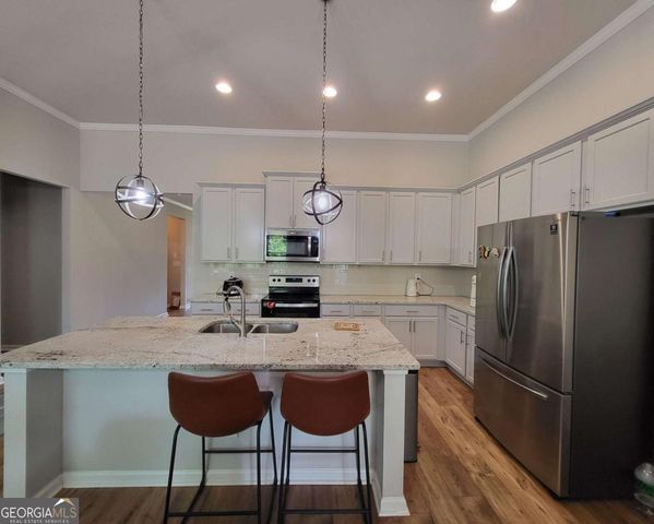 5414 Town Square Way, Flowery Branch, GA 30542