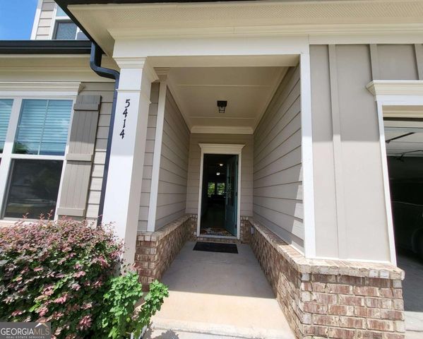 5414 Town Square Way, Flowery Branch, GA 30542