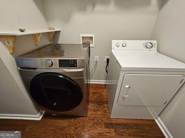 5414 Town Square Way, Flowery Branch, GA 30542