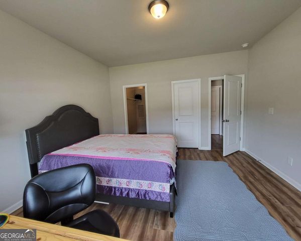 5414 Town Square Way, Flowery Branch, GA 30542