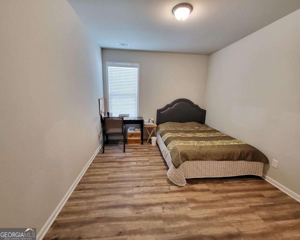 5414 Town Square Way, Flowery Branch, GA 30542