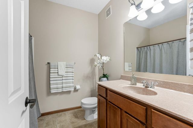 1967 Sierra Drive 303, Hastings, MN 55033