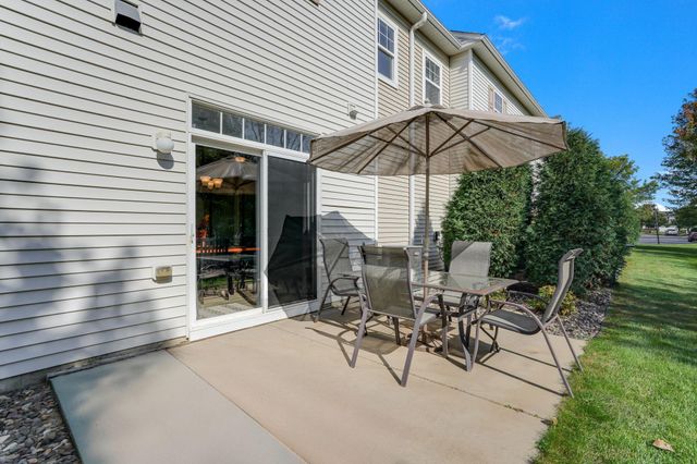 1967 Sierra Drive 303, Hastings, MN 55033