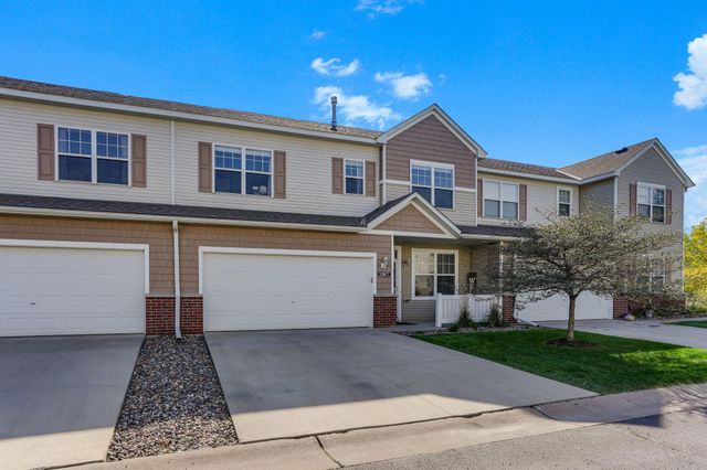 1967 Sierra Drive 303, Hastings, MN 55033